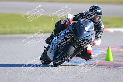 media/Jan-20-2023-Fastrack Riders (Fri) [[f2ad32aba3]]/Private/session 5 turn 13/